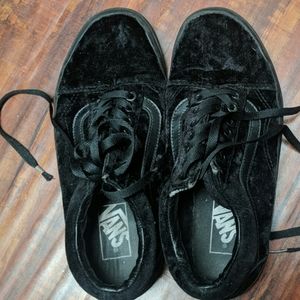Velvet black vans